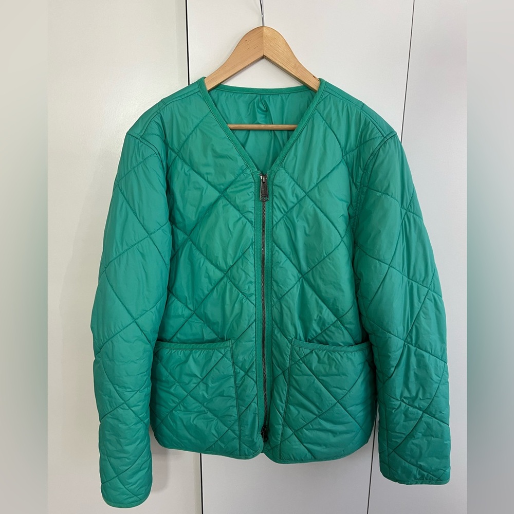 Teal colored diamond Quilted puffer jacket